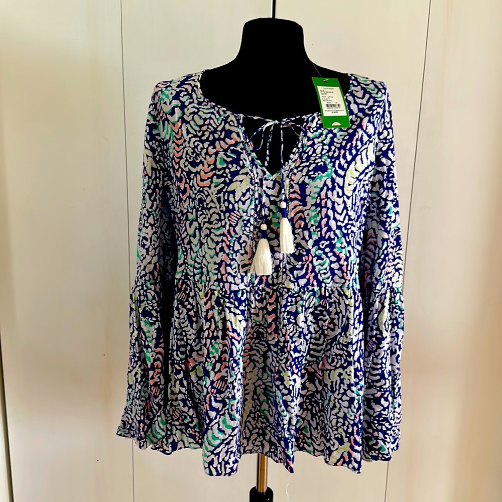Lilly Pulitzer top with tag